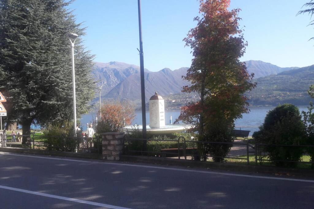 Appartamento Sul Lago D'Iseo 塔韦尔诺拉贝尔加马斯卡 外观 照片